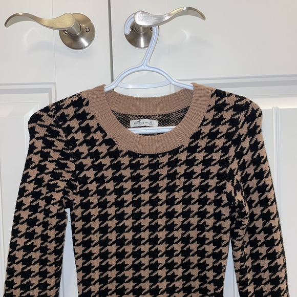 Hollister dress - Picture 2 of 2